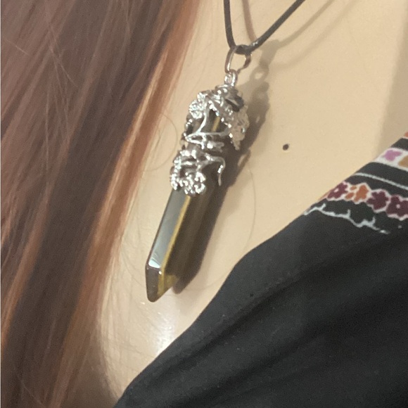 Unisex Tiger’s Eye Pointer Pendant Necklace - Picture 2 of 16